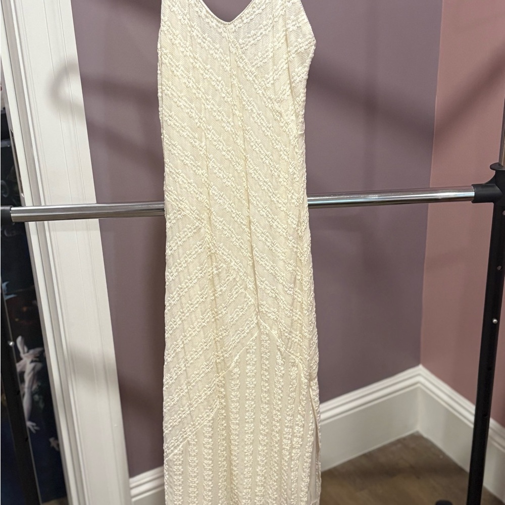 Chic Cream Maxi Dress